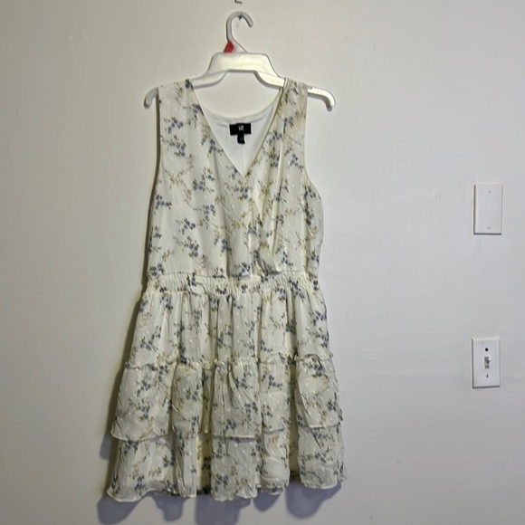 Iz byer - Picture 2 of 2